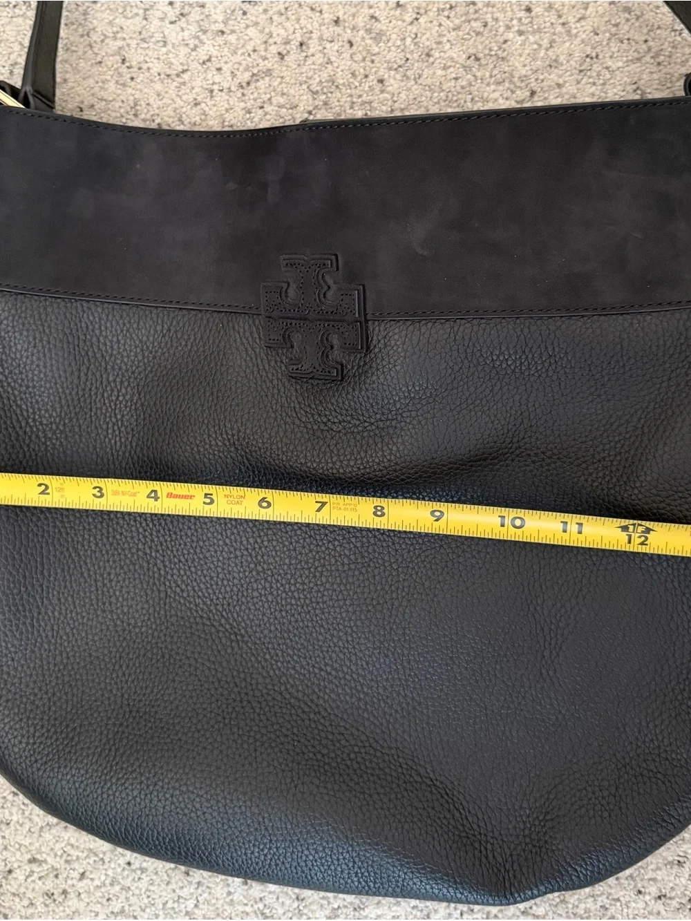 Like New!! Tory Burch Black Leather Shoulder Bag with Logo Accent